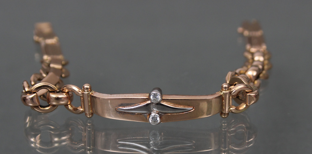 Женский золотой браслет с двумя бриллиантами