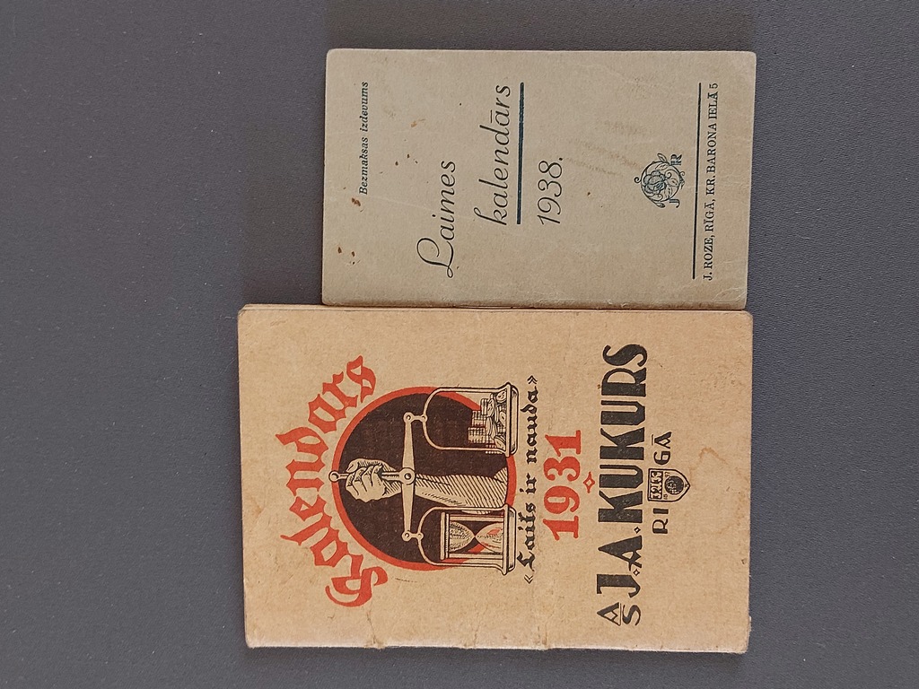 2 small pocket calendars 1931; 1938