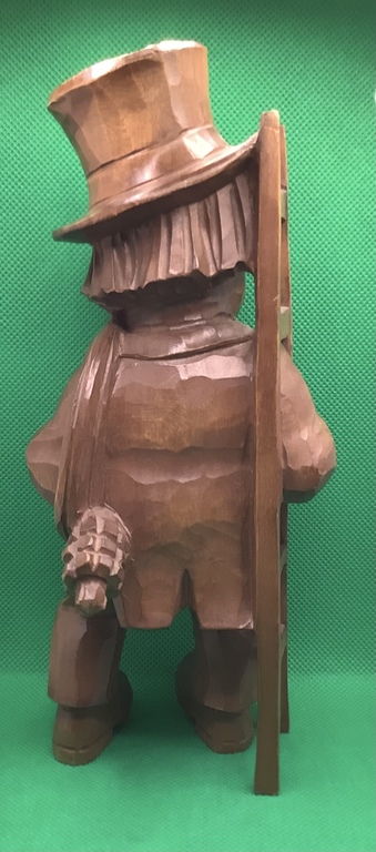  Деревянная фигура «Рижский трубочист».1960 год.