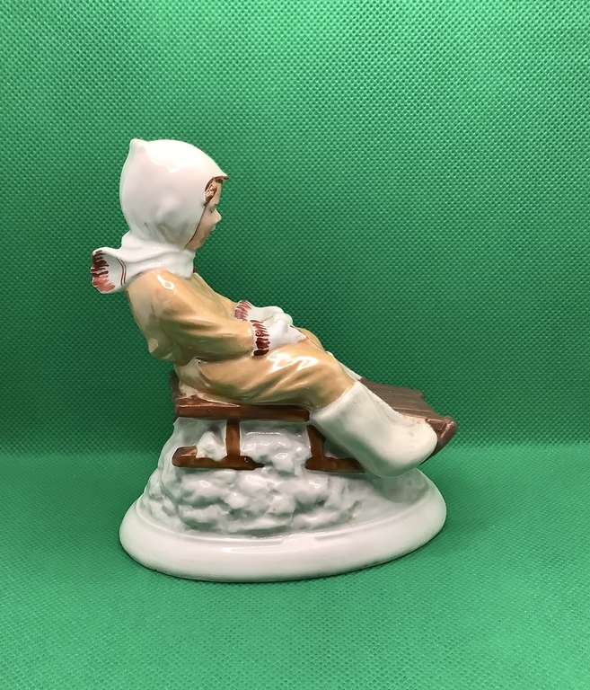 figurine, Girl on a sled, porcelain, Riga