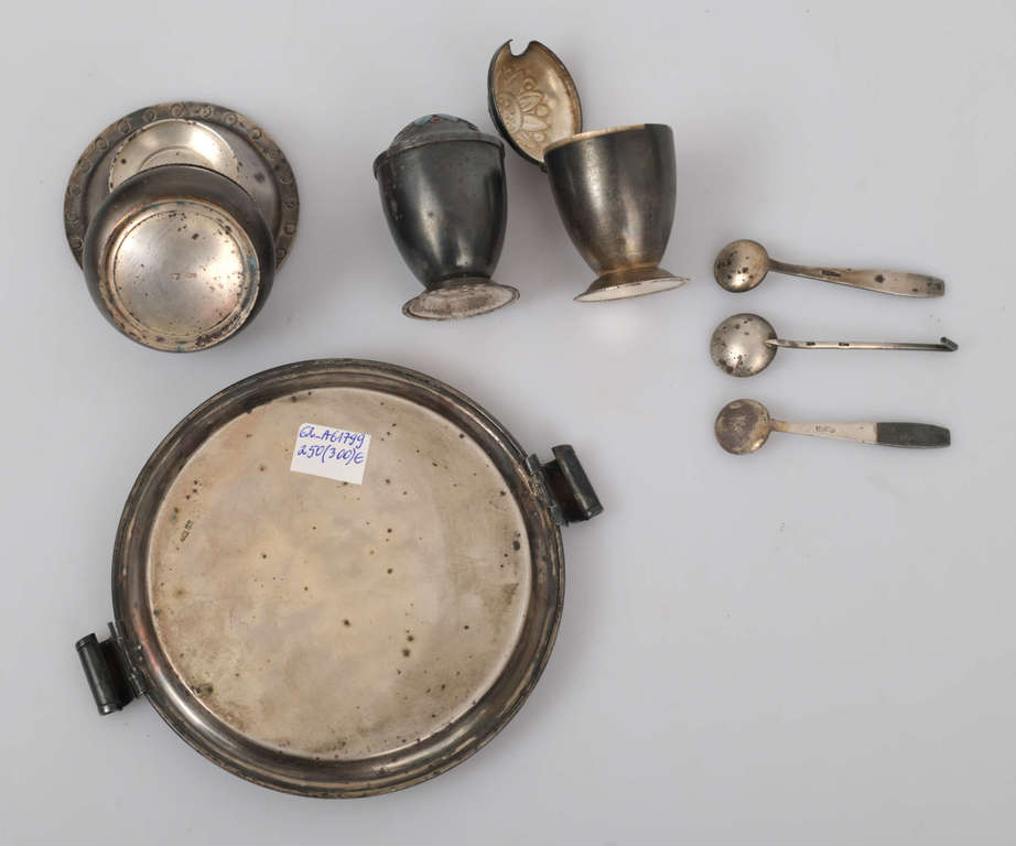 Silver spice bowl set with enamel
