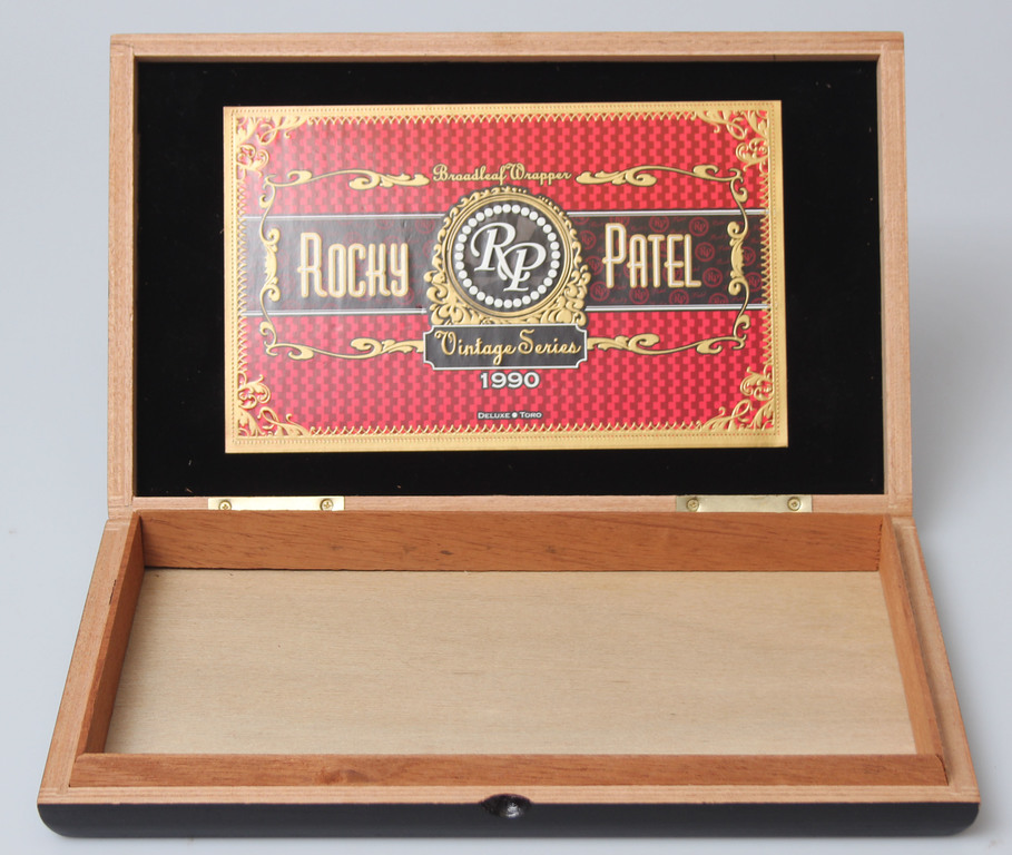 Винтажная коробка для сигар Rocky Patel 1990 года выпуска