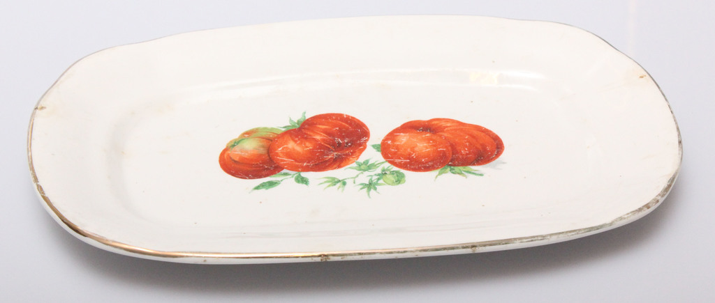 Earthenware serving dish Tomatoes
