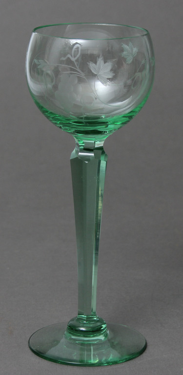 Krāsainā stikla glāze  