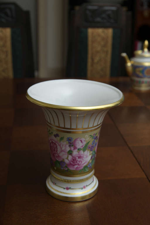 Imperial porcelain factory service for 6 people