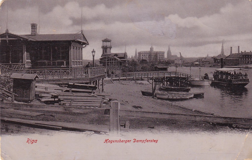 Riga. Ågenskalns boat pier.