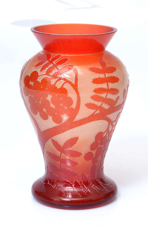 Аутентичная ваза в стиле модерн