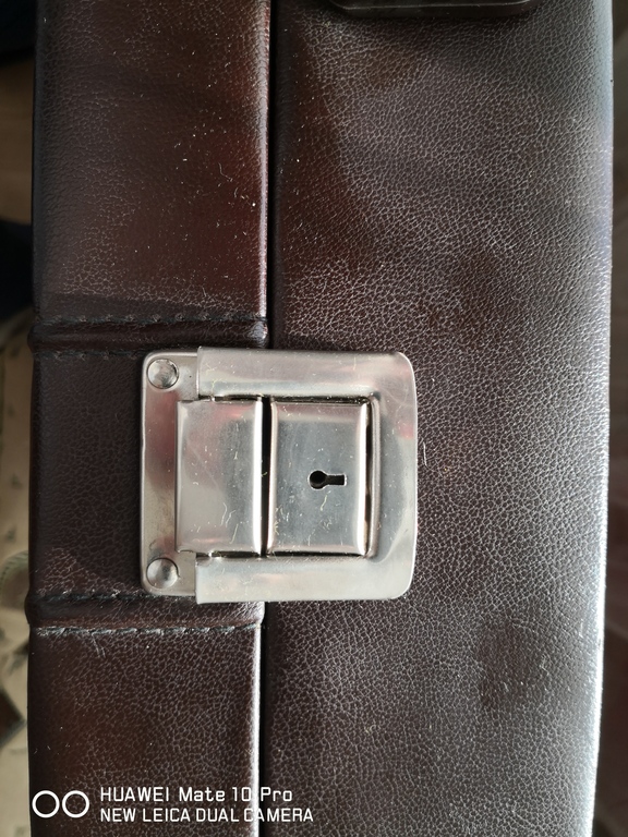 Little used diplomat case (leather) from 90's
