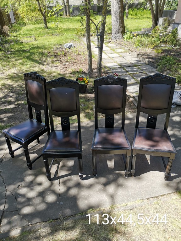 Chairs with leather upholstery (4 pcs)