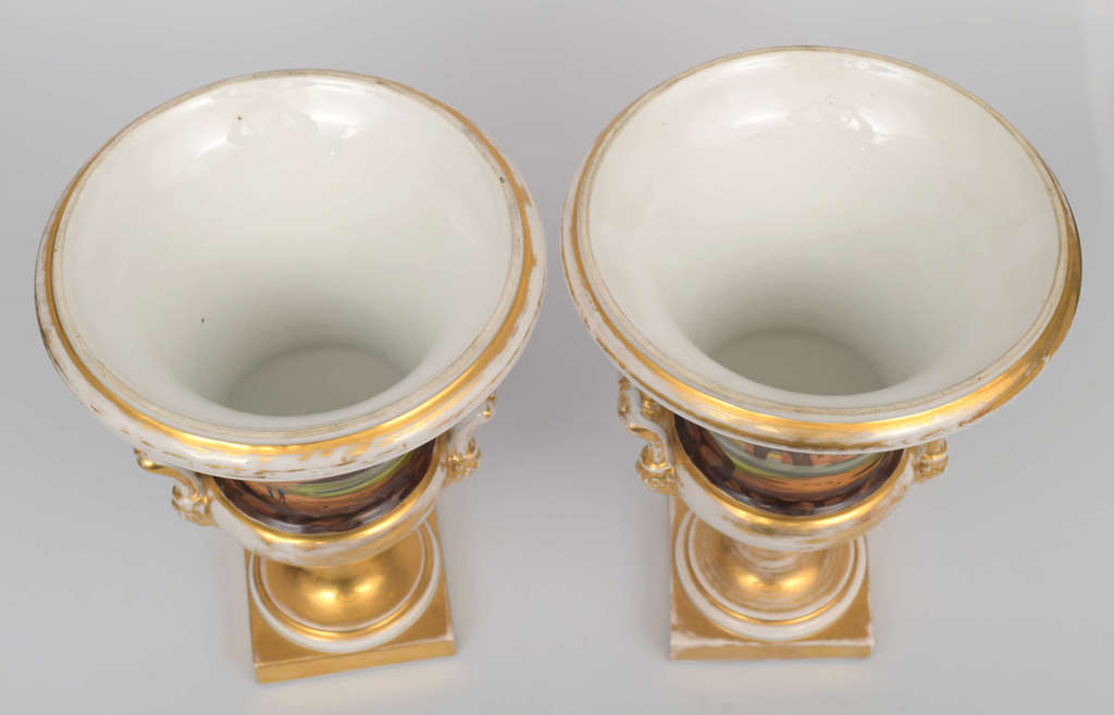 Porcelain vases with painting (2 pcs.)