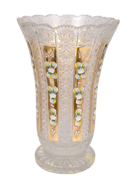 Хрустальная ваза с росписью эмалью