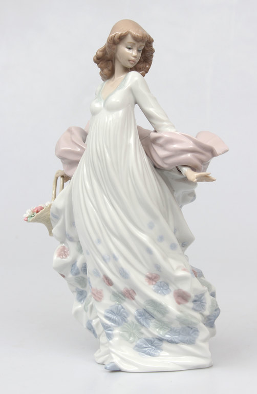 Porcelain figure ''Spring splendor''