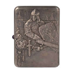 Серебряный портсигар с древнеславянскими изображениями