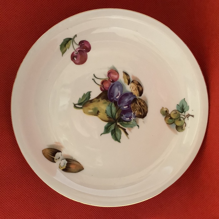 6 plates for dessert ,Excellent condition of the picture.Full set.Pre-war Germany.