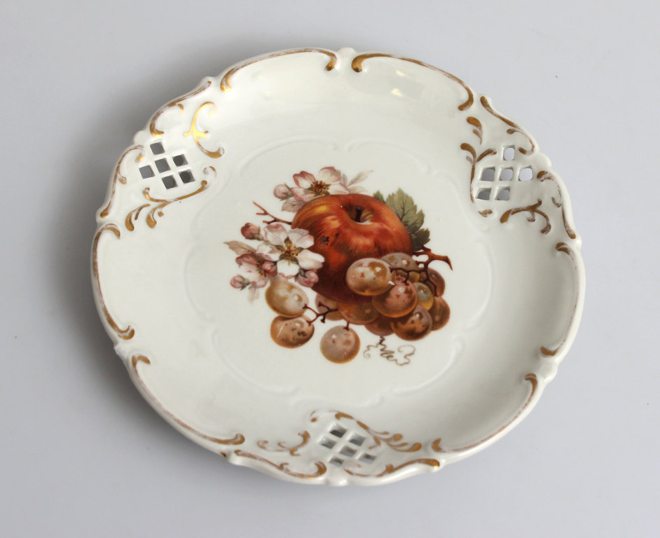 Kuznetsov porcelain plate