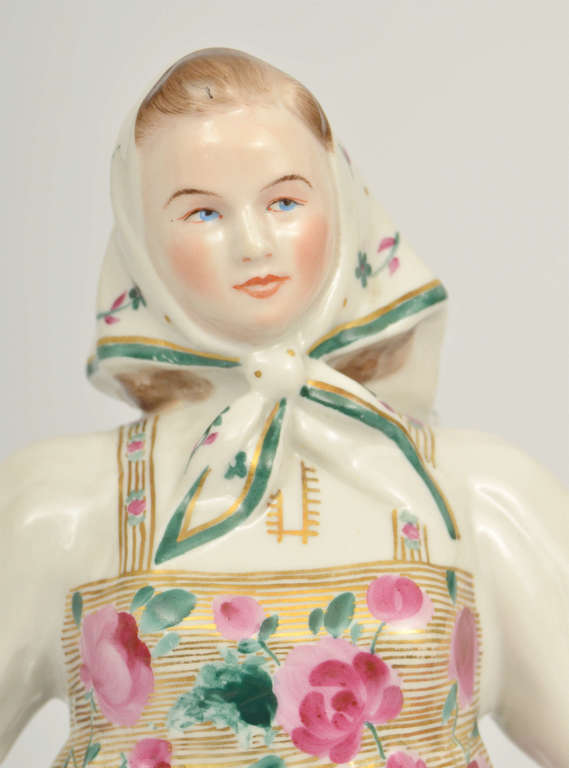 Porcelain figurine ''Russian girl''