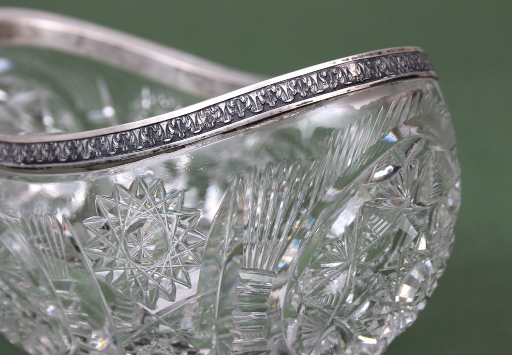 Crystal serving dish with silver finish