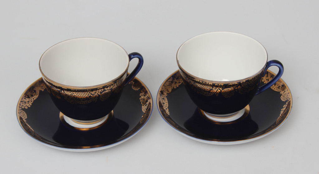 Porcelain cups with saucers 2 pcs