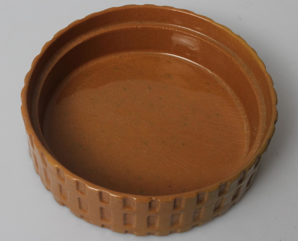 Keramikas puķu vāze/figūra ''Tautumeita''