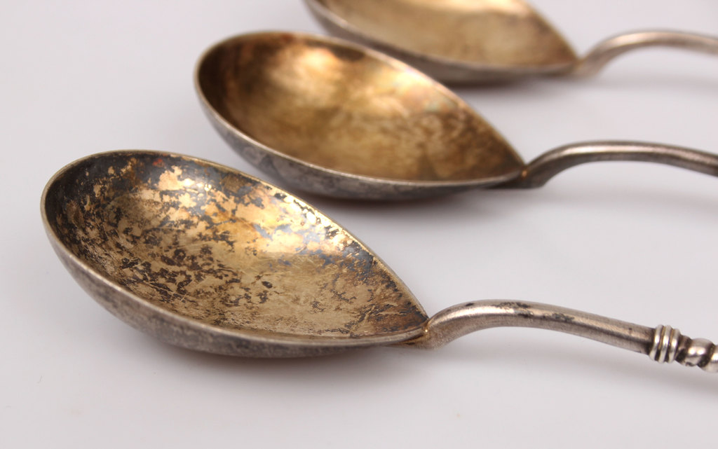 Set of silver spoons (3 pcs.)
