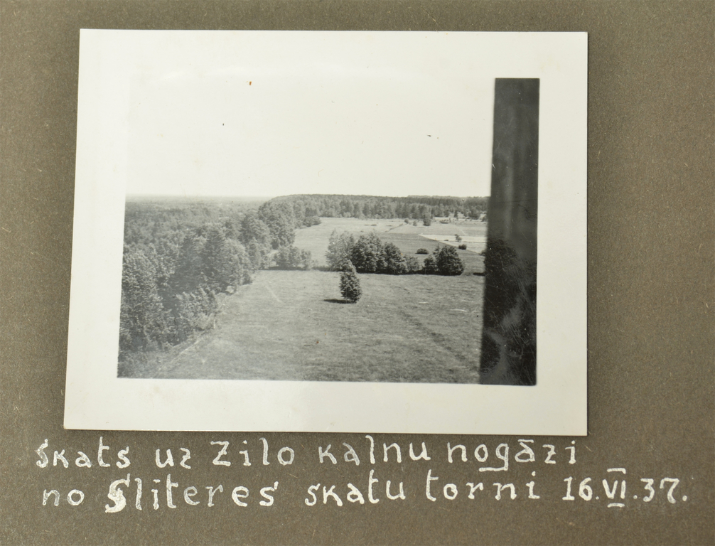 Фотоальбом с городами Курземе латвийской эпохи и частными фотографиями