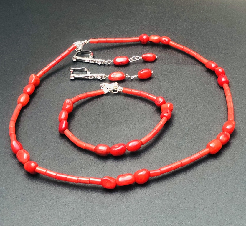 Coral set - earrings, bracelet and necklace