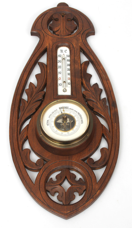 Barometer with an inscription in Latvian