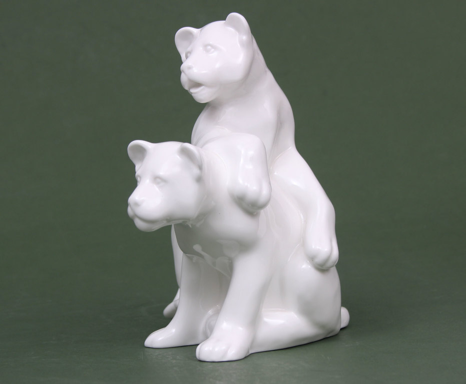 Porcelain figure Lions