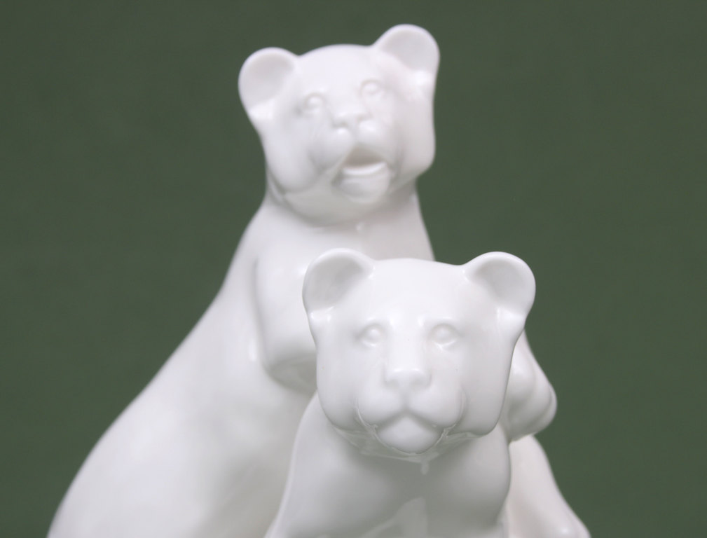 Porcelain figure Lions