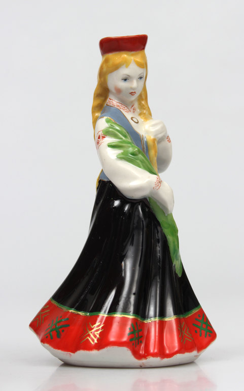 Porcelain figure Folk-maid