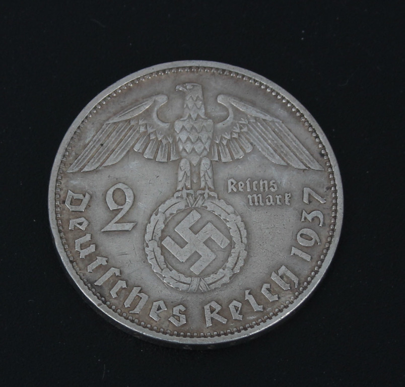 Монета  две рейхмарки