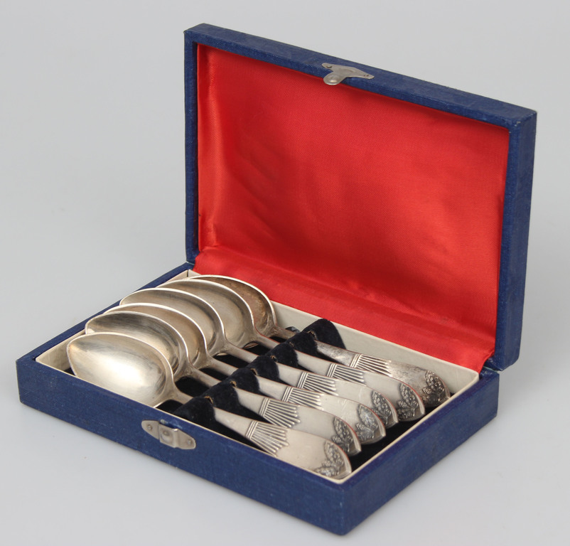 Six alpaca spoons in original packaging