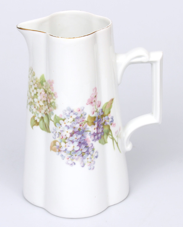 Jessen porcelain water jug