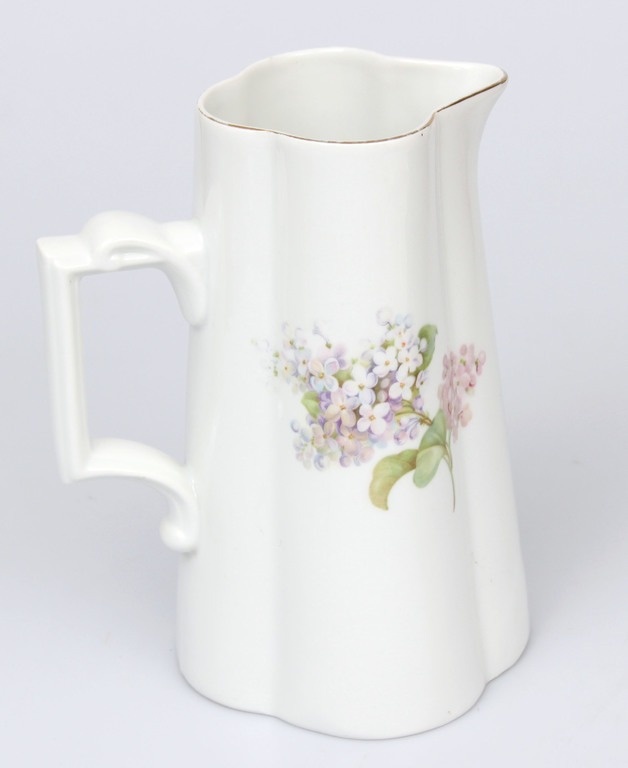 Jessen porcelain water jug
