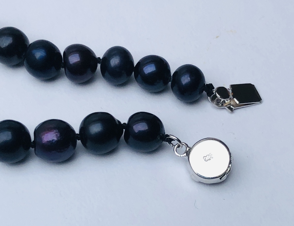 Natural black pearl necklace with silver clasp and earrings