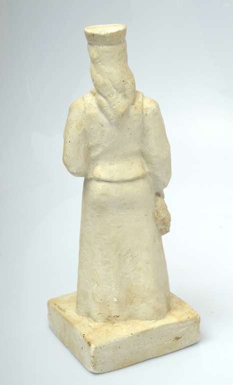 Gypsum figure Folk-maid