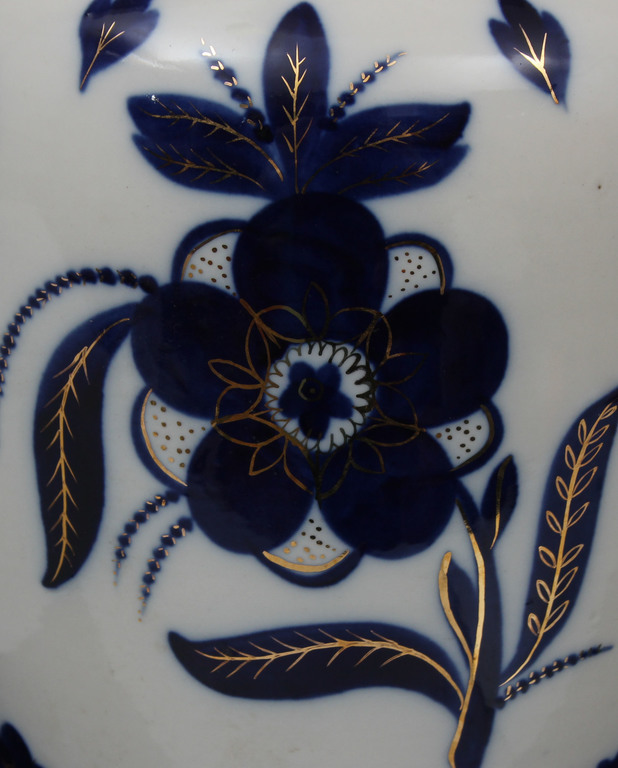 Porcelāna vāze ''Zilie ziedi''