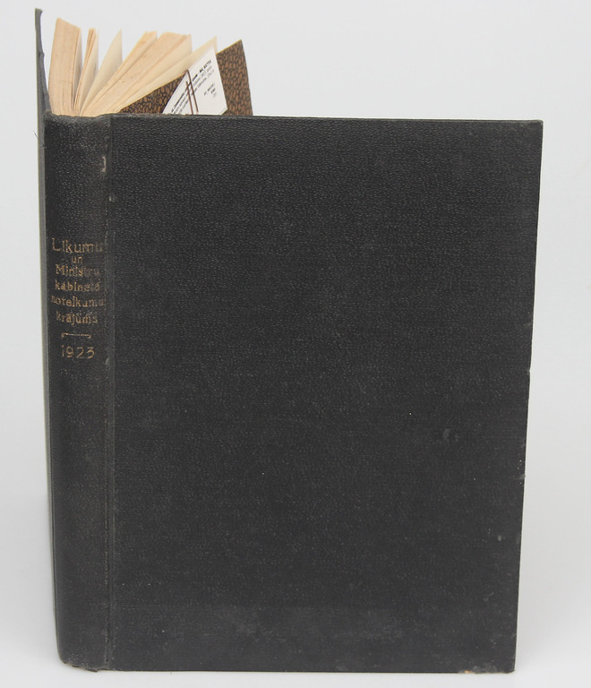 Grāmata ''Likumu un Ministru kabineta noteikumu krājums 1923. gads''
