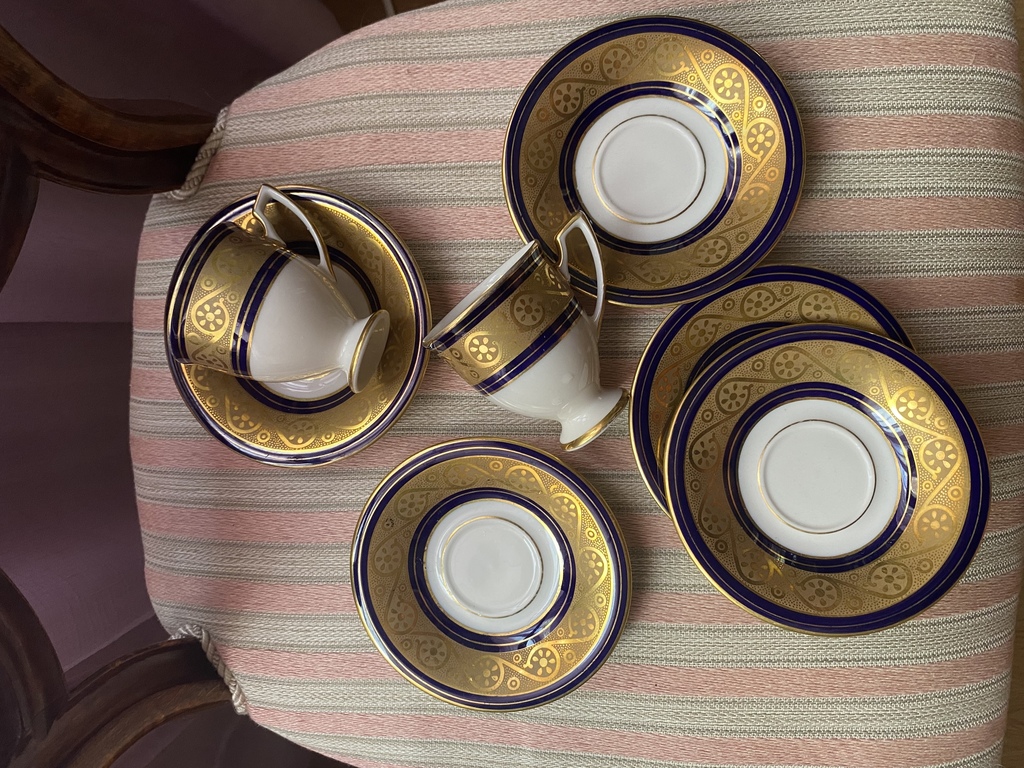 Bavaria Waldershof 5 saucers and 2 cups with gilt edge, 22k coating