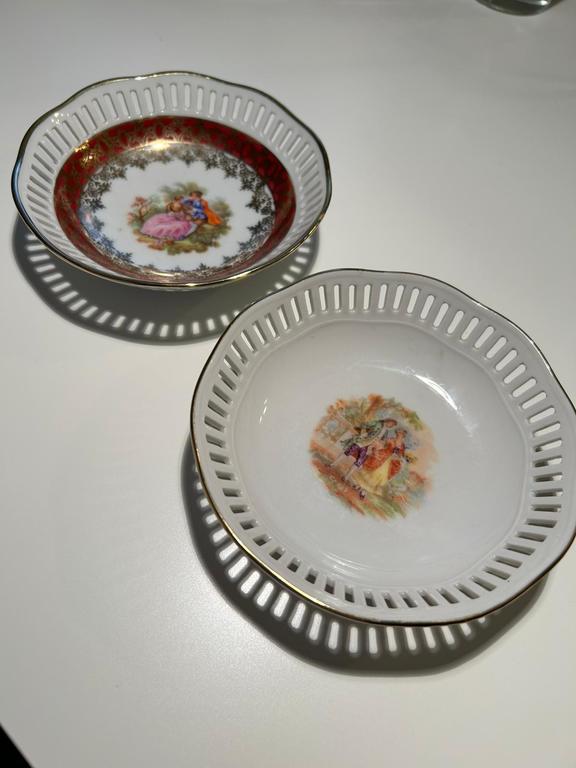 Dessert serving dishes made in Germany, in a beautiful design with a gilded edge