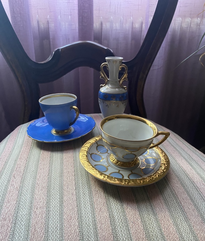 Bavaria Seltmann Weiden porcelain blue cup with saucer, Rosenthal porcelain MARIA cup with saucer and decorative vase in beautiful design