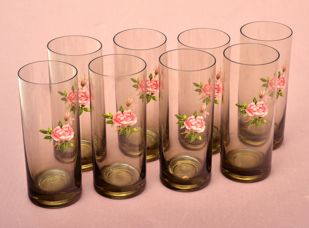 Шесть стаканов для сока с цветами (8 шт.)