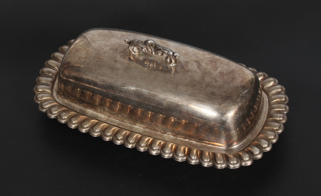 Silver-plated metal serving dish with lid