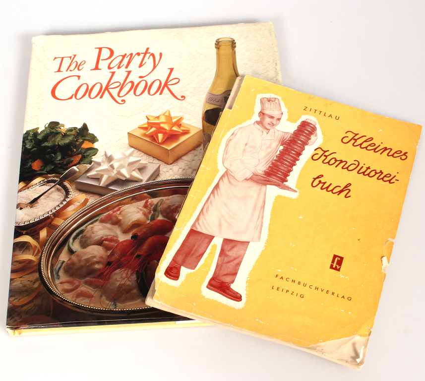 Divas pavārgrāmatas 