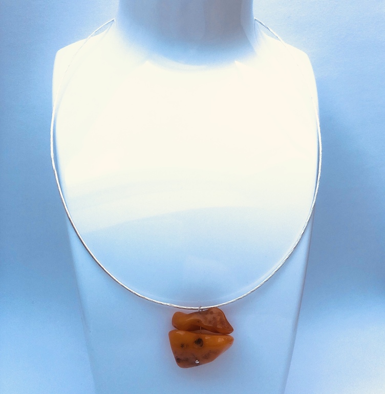 Silver necklace with Vintage Amber