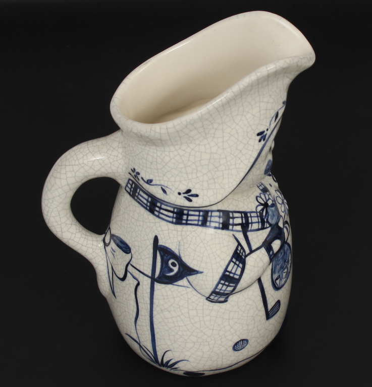 Porcelain pitcher ''Annele'' with golf club and bag