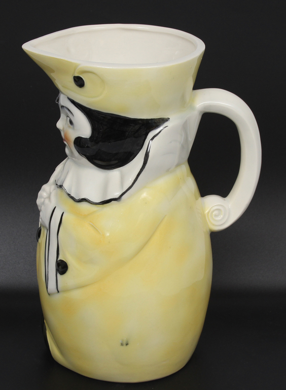 Porcelain pitcher with glasses 5 pcs