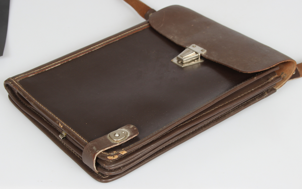 Leather bag for army tablet