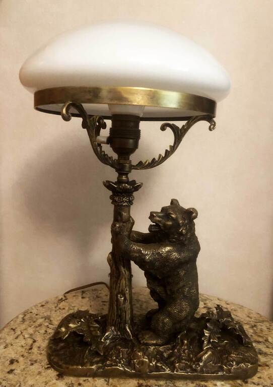 Настольная лампа Медведь из бронзы
