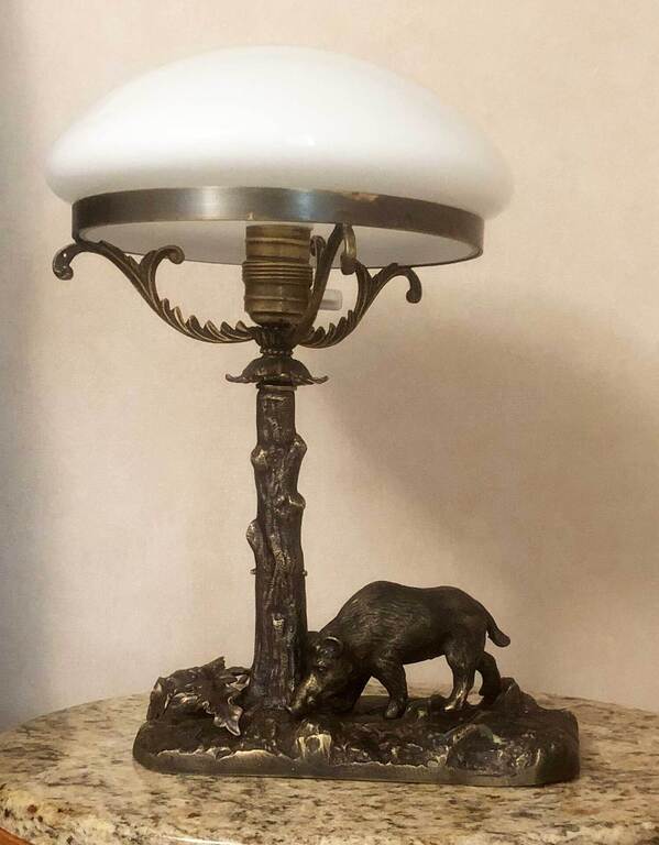 Bronze table lamp Wild Boar